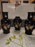 3 vases décoratifs noir de forme différente dessins magnifiq, Huis en Inrichting, Woonaccessoires | Vazen, Minder dan 50 cm, Overige materialen
