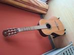 Alhambra gitaar, Muziek en Instrumenten, Ophalen, Zo goed als nieuw, Klassieke of Spaanse gitaar, Met (piezo-)element
