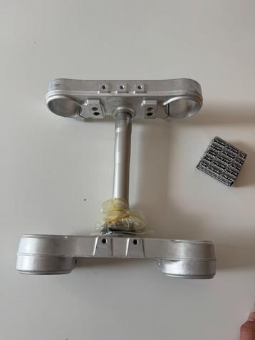 Gasgas EC350f kroonplaten nagelnieuw beschikbaar voor biedingen