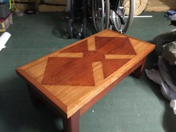 Table de salon  beschikbaar voor biedingen