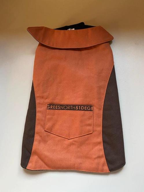Jasjes 51 degrees north aan outletprijs., Dieren en Toebehoren, Hondenkleding, Nieuw, Hondenjas, Ophalen of Verzenden