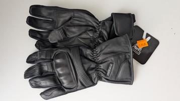 Negen leren motorhandschoenen maat 2XL  beschikbaar voor biedingen
