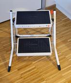 Marchepied pliant Hailo 2 marches (comme neuf), Bricolage & Construction, Pliable ou rétractable/escamotable, Escalier, Moins de 2 mètres