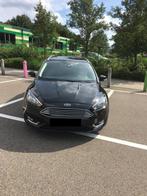 Ford focus 1.5tdci 120pk Bussines pack euro 6B, Auto's, Ford, 4 cilinders, Leder en Stof, Zwart, Particulier