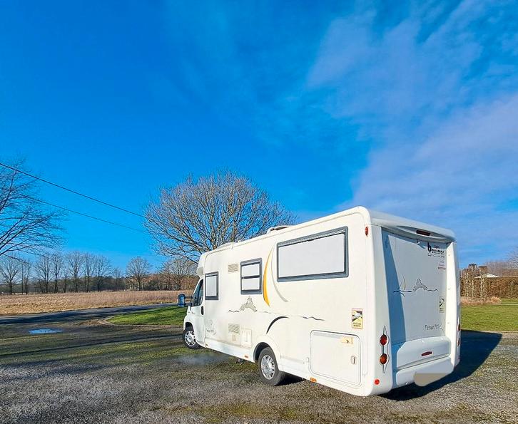 Te Koop: Benimar Camper - 1ste Eigenaar !, Caravans en Kamperen, Mobilhomes, Particulier, tot en met 2, Half-integraal, Benimar