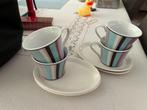 4 Tassen met schoteltjes, Huis en Inrichting, Keuken | Servies, Ophalen, Zo goed als nieuw, Porselein, Kop(pen) en/of Schotel(s)