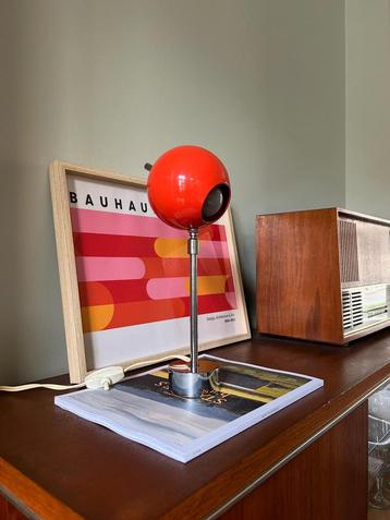 Space Age “Eyeball” tafellamp – 1970s beschikbaar voor biedingen