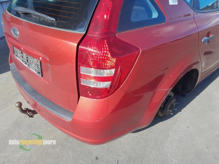 Trekhaak van een Kia Ceed, Auto-onderdelen, Ophanging en Onderstel, Kia, Gebruikt, 3 maanden garantie