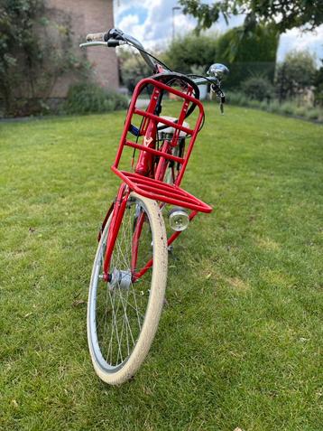 Damesfiets - rood, Fietsen en Brommers, Ophalen