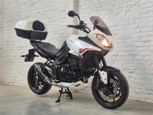 Triumph Tiger Sport 1050 (2013)  @Motomobilia, Motoren, Motoren | Triumph, Bedrijf, Sport, meer dan 35 kW, 3 cilinders, Motorrijbewijs A
