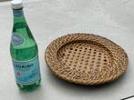 Sous-assiette en fibre végétale tressée, Ophalen, Gebruikt, Bord