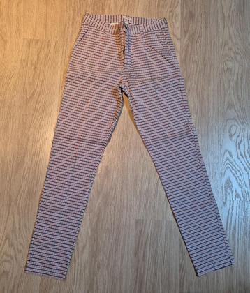 Broek bellerose 16 jaar beschikbaar voor biedingen