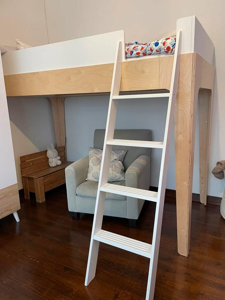 hoogslaper - Oeuf NYC Perch Loft Bed / wit & berk, Kinderen en Baby's, Kinderkamer | Stapelbedden en Hoogslapers, Zo goed als nieuw