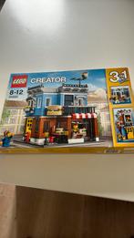 Lego creator 31050 hoekrestaurant, Ophalen, Zo goed als nieuw