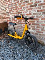Btwin Loopfiets Runride 900, geel, 12 inch., Kinderen en Baby's, Speelgoed | Buiten | Voertuigen en Loopfietsen, Ophalen, Zo goed als nieuw