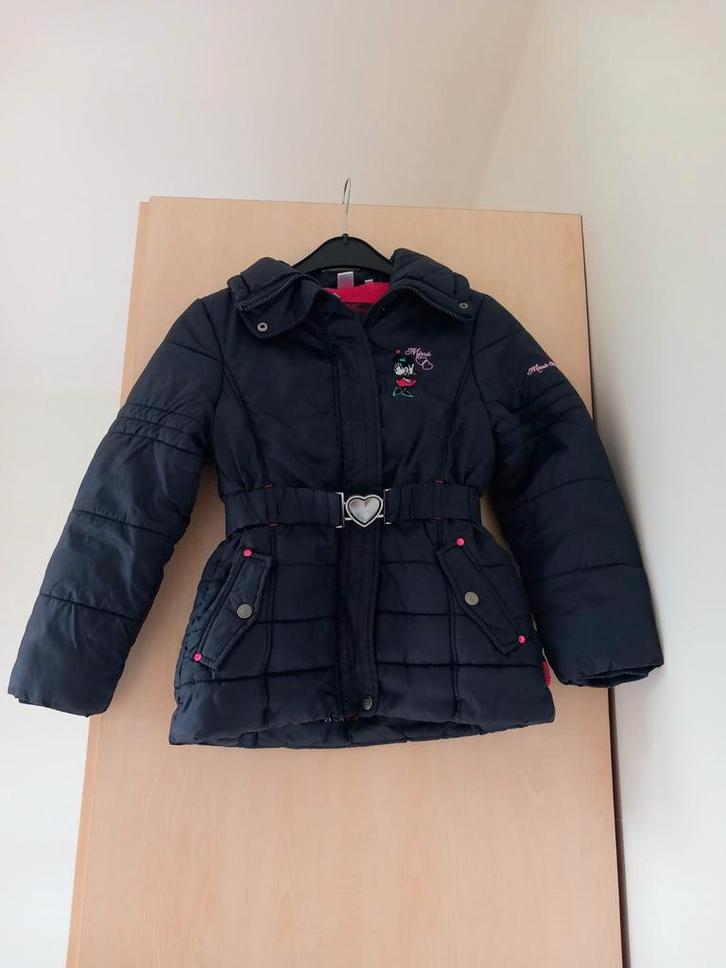 Gewatteerde jas donkerblauw 134 Minnie Mouse, als nieuw, Kinderen en Baby's, Kinderkleding | Maat 134, Zo goed als nieuw, Meisje