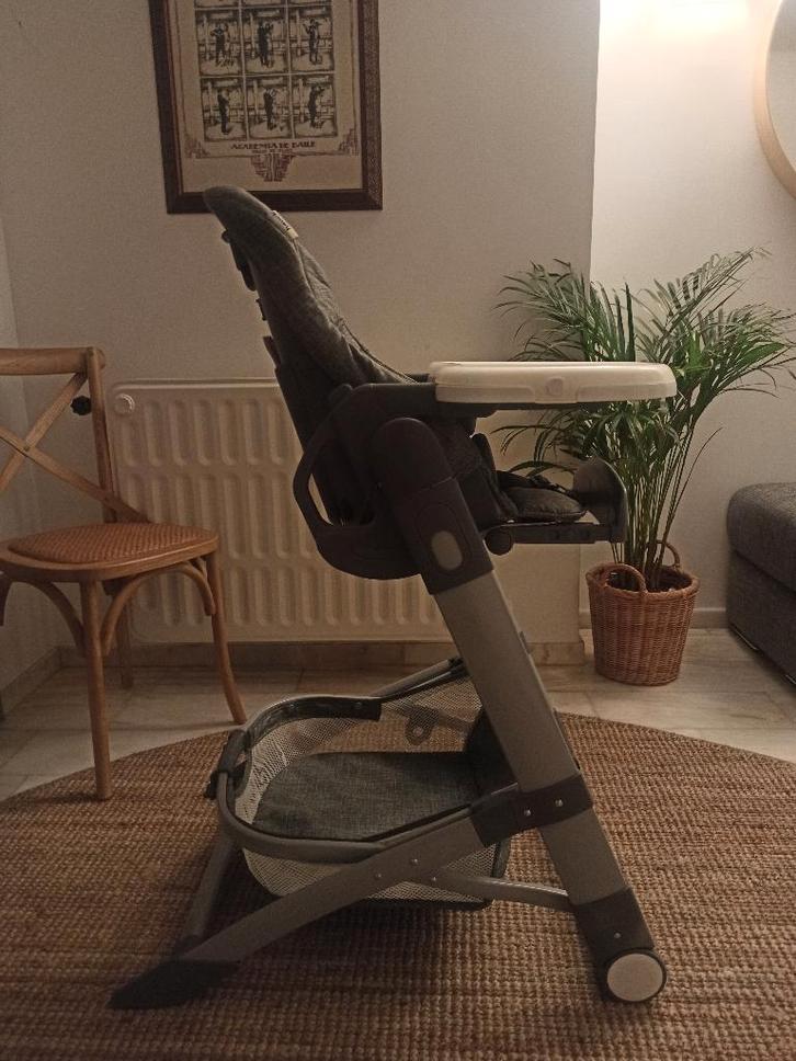 Chaise haute Hauck (Fun for Kids), Enfants & Bébés, Chaises pour enfants, Comme neuf, Chaise évolutive, Plateau amovible, Ceinture(s)