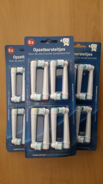 Lot / partij opzetborstels Oral-B ( NIEUW ) disponible aux enchères