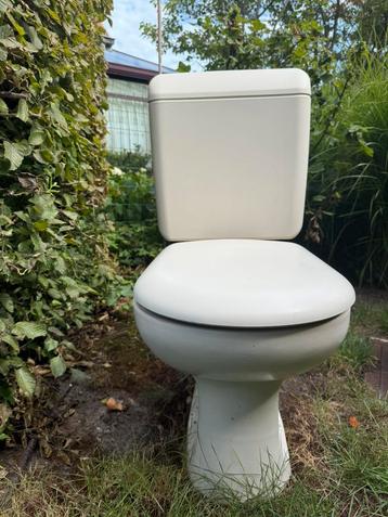 Design WC MANGO beschikbaar voor biedingen