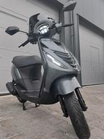 Piaggio Zip 4T Scooter Glans Carbon RS FULL LED (A-KLASSE), Enlèvement ou Envoi, Piaggio Zip, Comme neuf, Autres types