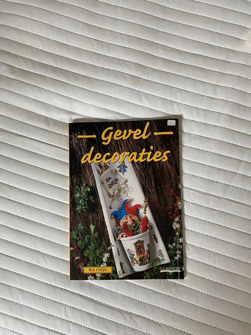 Geveldecoraties - Ria Odijk, Livres, Loisirs & Temps libre, Comme neuf, Modelage, Enlèvement