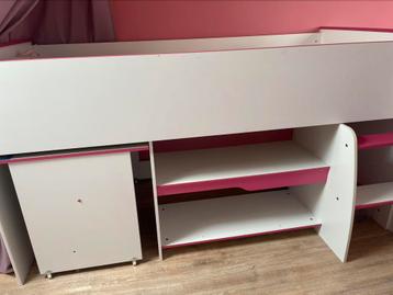lit mezzanine bed beschikbaar voor biedingen