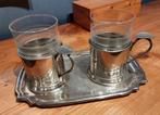 Paar theeglazen met zilverkleurige metalen houder, Antiek en Kunst, Ophalen