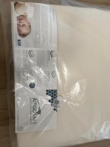 Airgosafe matras 72x93x9,5 cm beschikbaar voor biedingen