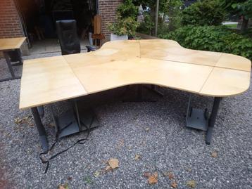 bureau ikea beschikbaar voor biedingen