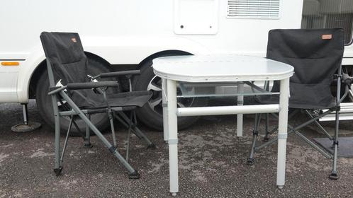 Alu Klaptafel +2 comfortplooistoelen, Caravans en Kamperen, Kampeermeubelen, Zo goed als nieuw, Ophalen