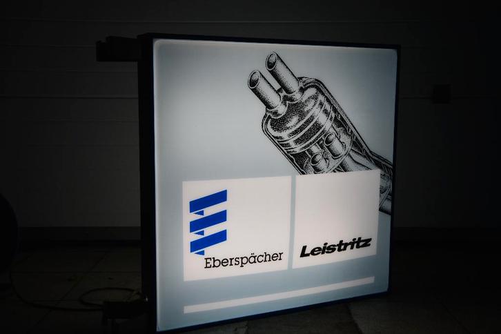Eberspacher uitlaten lichtreclame lichtbak 1980, Verzamelen, Merken en Reclamevoorwerpen, Zo goed als nieuw, Lichtbak of (neon) lamp
