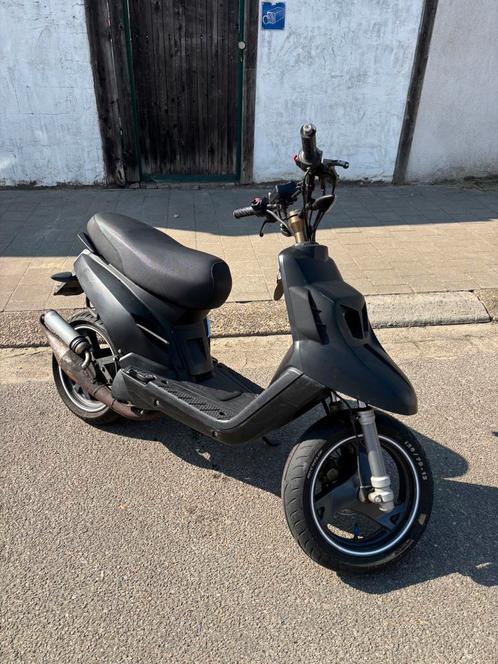 MBK Booster Naked 2015 B Klasse 70cc Airsal, Fietsen en Brommers, Scooters | Yamaha, Elektrisch, Ophalen