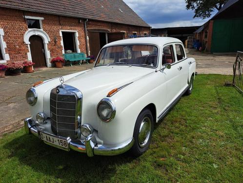 mercedes ponton 220s bj 1955, Auto's, Mercedes-Benz, Particulier, Benzine, Handgeschakeld, Rood, Ophalen