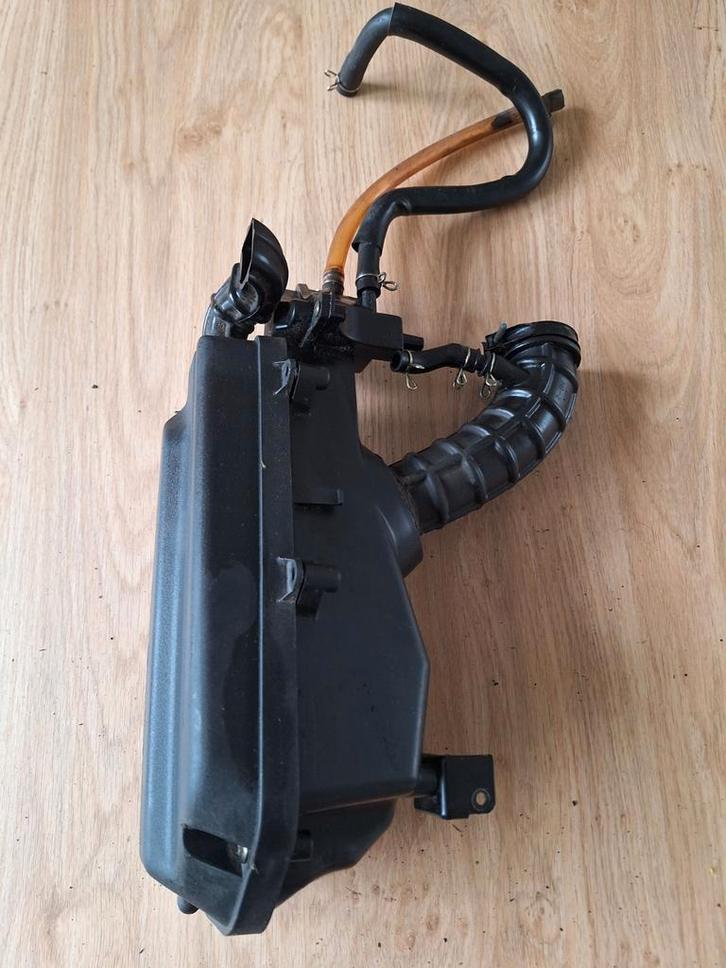 Filterhuis sym fiddle 2 50cc en 3 scooter, Fietsen en Brommers, Brommeronderdelen | Algemeen, Carburateur, Ophalen of Verzenden