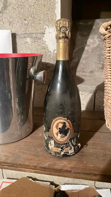 Champagne Charles Heidsieck Cuvee Charlie 1989 beschikbaar voor biedingen