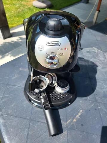 Machine à expresso De'Longhi EC 201.CD.B, Electroménager, Enlèvement ou Envoi, Café moulu, Tuyau à Vapeur