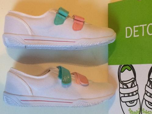 Nieuw Deto witte sportschoenen turnpantoffels Vetements enfant Chaussures Chaussettes 2ememain