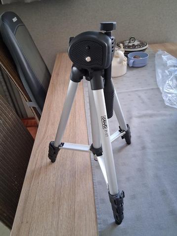 Statief beschikbaar voor biedingen