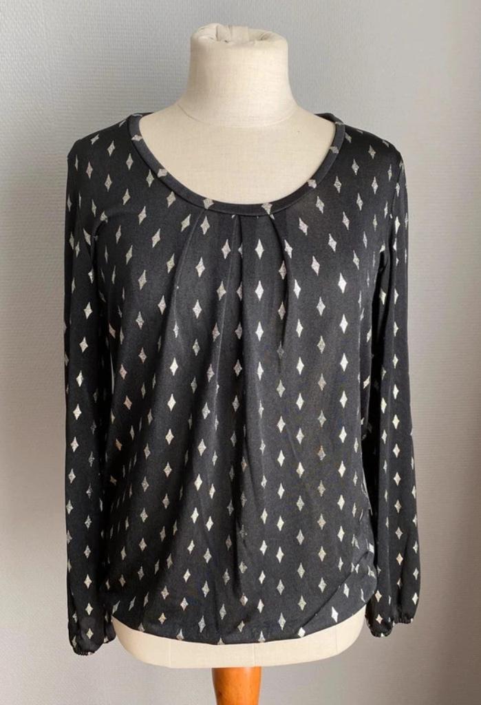 Zwart topje met lange mouwen Julie Mode maat M/L - NIEUW, Kleding | Dames, Topjes, Nieuw, Maat 38/40 (M), Zwart, Lange mouw, Verzenden