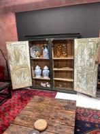 Antieke rustieke kast, Enlèvement