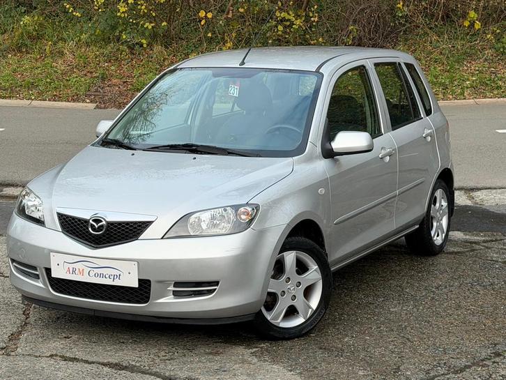 Mazda 2 1.4 Essence AUTOMATIQUE feuille rose, Autos, Mazda, Entreprise, Achat, Vitres électriques, Essence, Euro 4, MPV ou Monospace