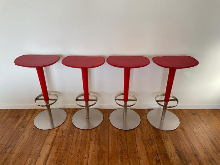 Tabourets de bar Arper (4 pièces), Maison & Meubles, Tabourets de bar, Utilisé, 60 à 90 cm, Synthétique, Métal, 4 tabourets, Réglable en hauteur