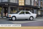 Mercedes-Benz 190 190 Automaat (W201) (bj 1989), Auto's, Oldtimers, Automaat, Stof, Zwart, Wit