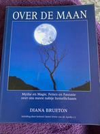 D. Brueton - Over de maan, Ophalen of Verzenden, Zo goed als nieuw, D. Brueton