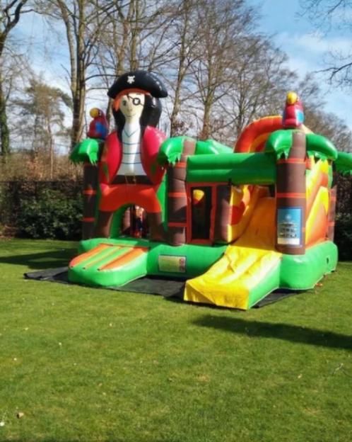 Springkasteel Frozen of Piraat te huur, Hobby en Vrije tijd, Feestartikelen | Verhuur, Gebruikt, Ophalen
