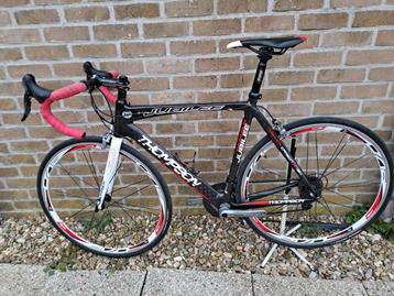 Full carbon Thompson Jubilee, ideale 1ste racefiets  beschikbaar voor biedingen