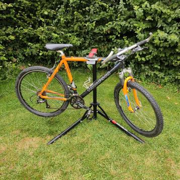 Thompson mountainbike  beschikbaar voor biedingen