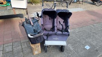 Dubbele buggy met wieg en maxi cosi houder  disponible aux enchères