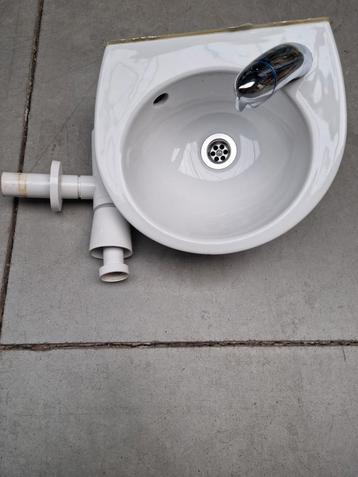 Lavabo beschikbaar voor biedingen