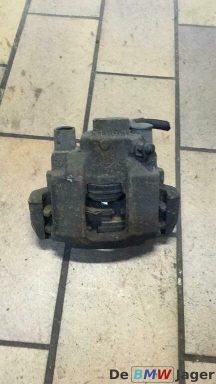 Remklauw rechtsachter BMW 5 6 7serie E23 E24 E28 34211151636, Auto-onderdelen, Remmen en Aandrijving, BMW, Gebruikt, Ophalen of Verzenden